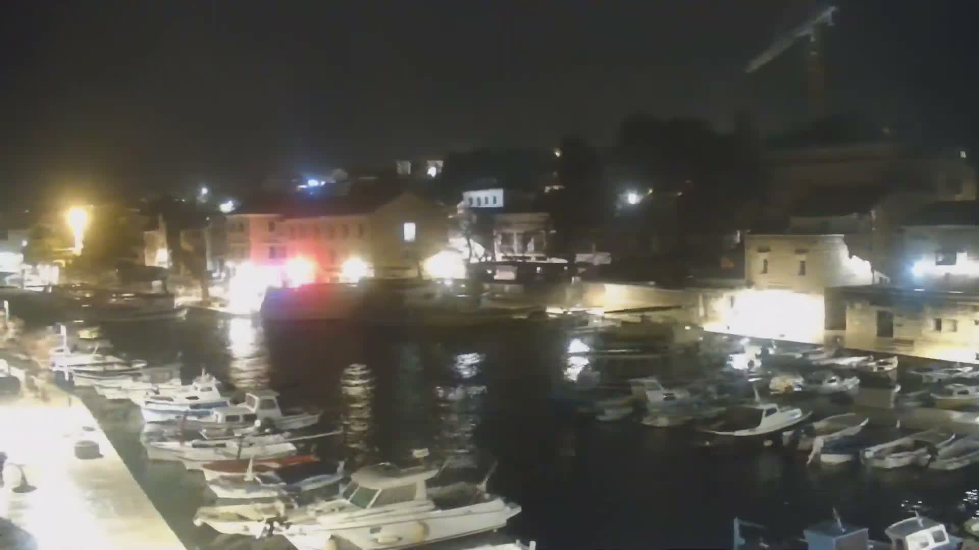 Otok  Brač Island, Bol Village & Adriatic Coast Live Cam - Bol, Brac Island, Split-Dalmatia, Croatia