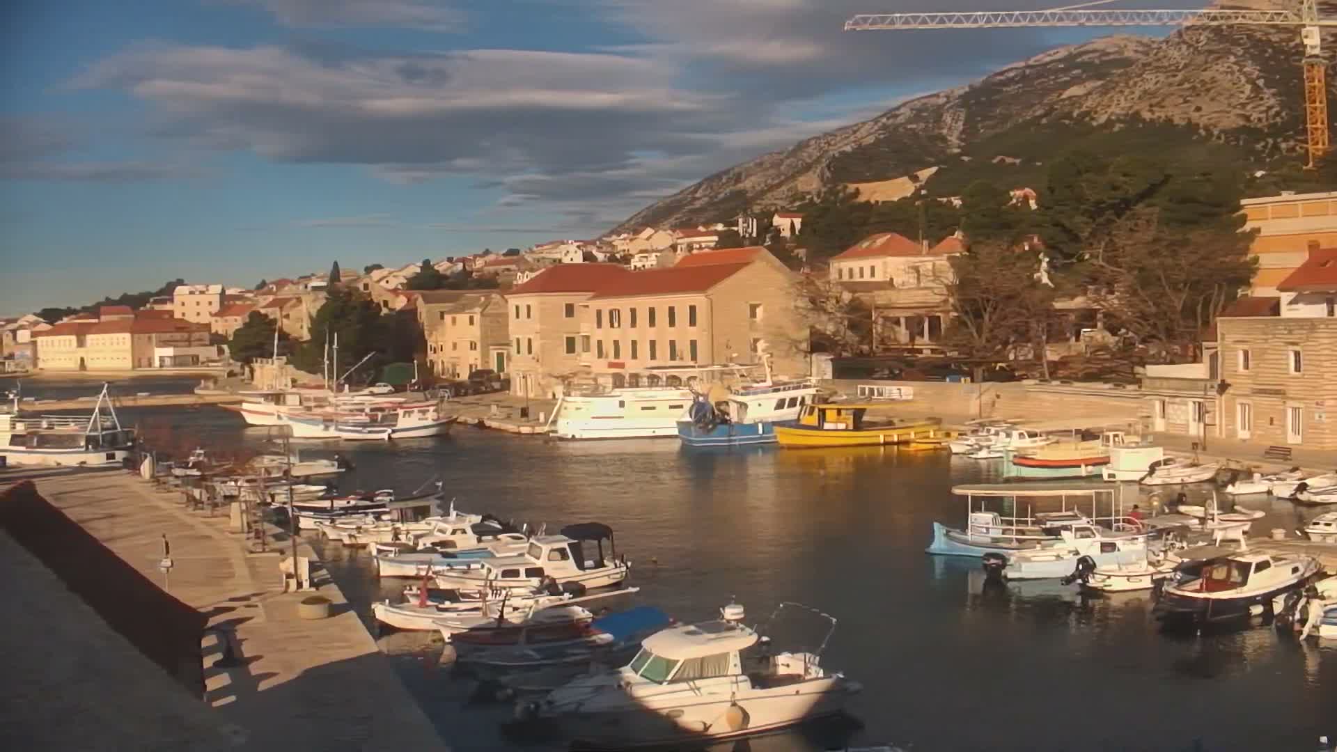 Otok  Brač Island, Bol Village & Adriatic Coast Live Cam - Bol, Brac Island, Split-Dalmatia, Croatia