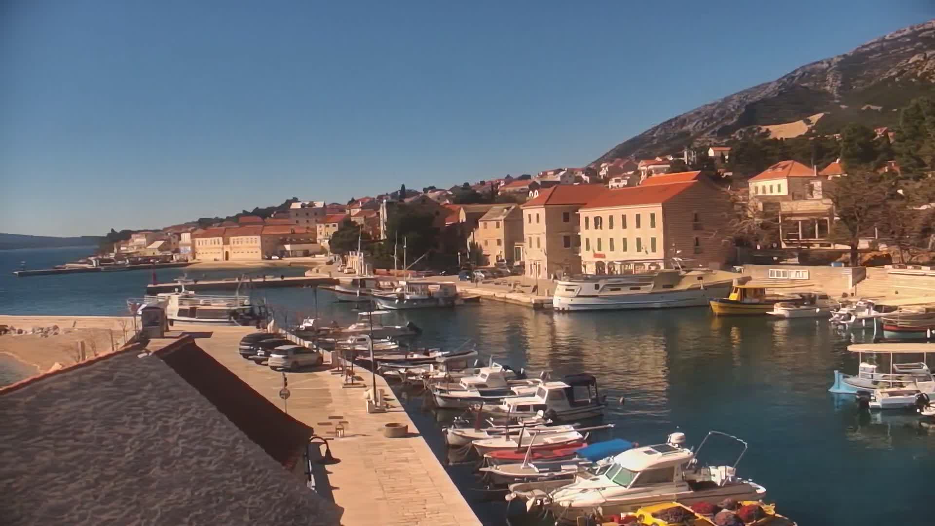 Otok  Brač Island, Bol Village & Adriatic Coast Live Cam - Bol, Brac Island, Split-Dalmatia, Croatia