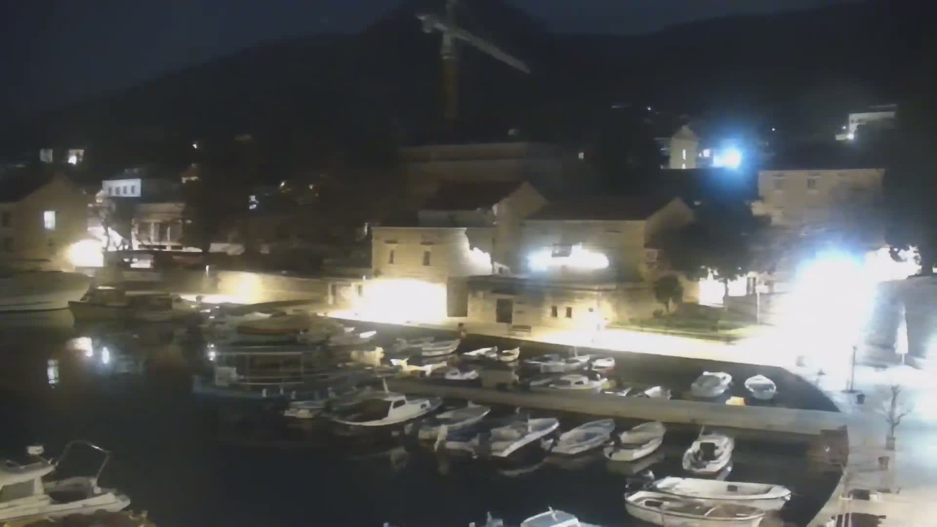 Otok  Brač Island, Bol Village & Adriatic Coast Live Cam - Bol, Brac Island, Split-Dalmatia, Croatia