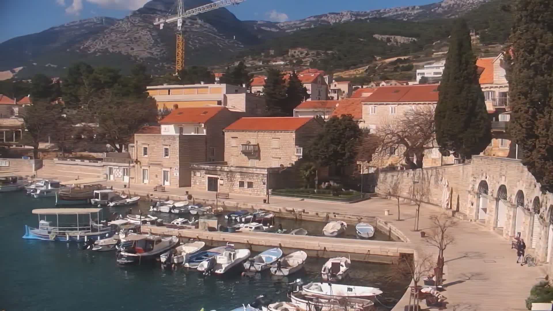 Otok  Brač Island, Bol Village & Adriatic Coast Live Cam - Bol, Brac Island, Split-Dalmatia, Croatia