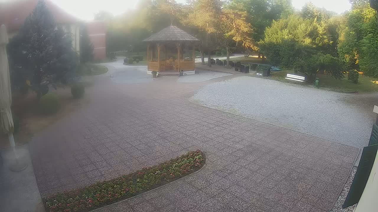 Stubičke Toplice Maksimillijana Vrhovca Park Live Cam - Stubicke Toplice, Krapina-Zagorje, Croatia