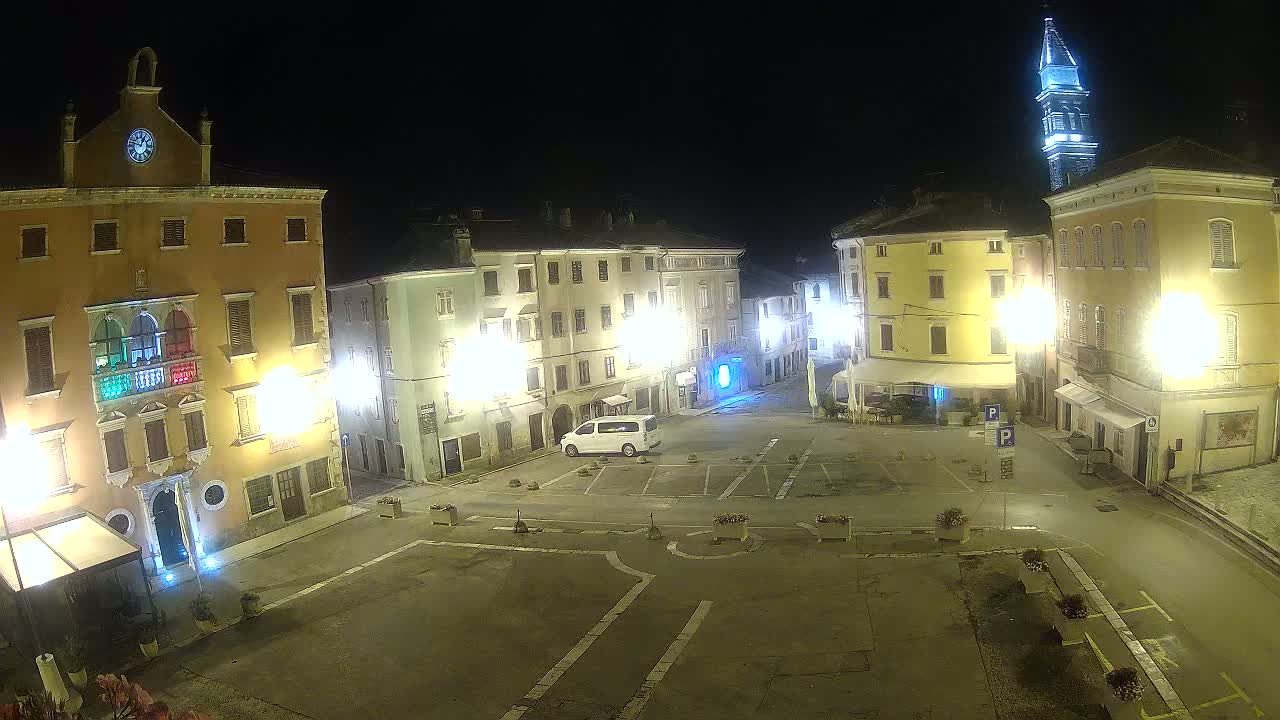 Vodnjan Dignano, Narodni Trg (People's Square) Live Cam - Vodnjan, Istria, Croatia