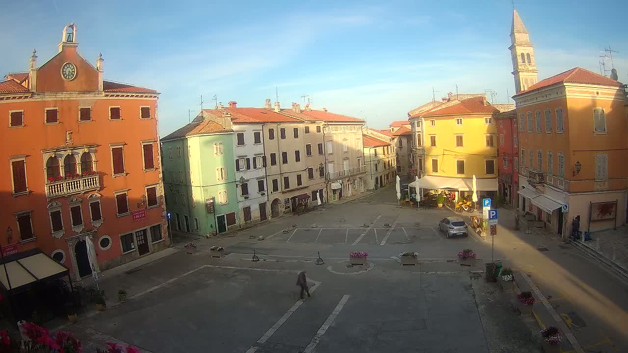 Vodnjan Dignano, Narodni Trg (People's Square) Live Cam - Vodnjan, Istria, Croatia