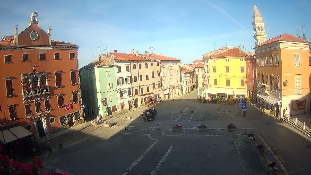 Vodnjan Dignano, Narodni Trg (People's Square) Live Cam - Vodnjan, Istria, Croatia