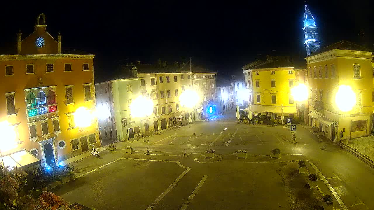 Vodnjan Dignano, Narodni Trg (People's Square) Live Cam - Vodnjan, Istria, Croatia
