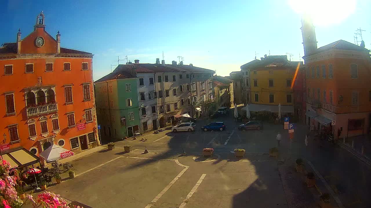 Vodnjan Dignano, Narodni Trg (People's Square) Live Cam - Vodnjan, Istria, Croatia