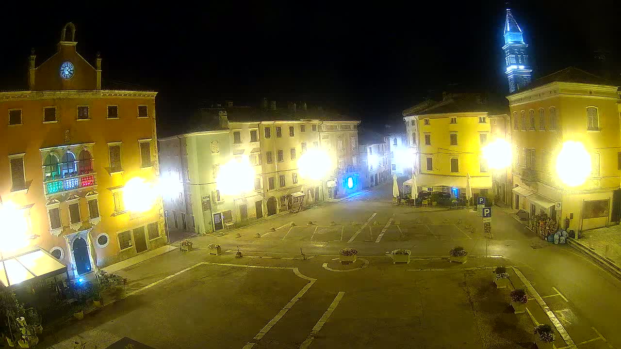 Vodnjan Dignano, Narodni Trg (People's Square) Live Cam - Vodnjan, Istria, Croatia