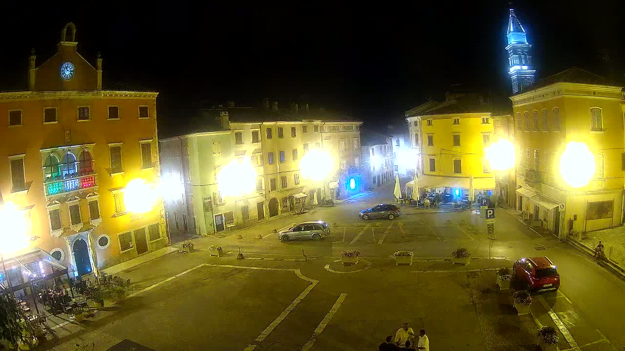 Vodnjan Dignano, Narodni Trg (People's Square) Live Cam - Vodnjan, Istria, Croatia