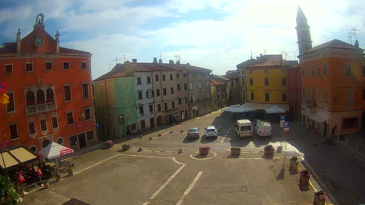 Vodnjan Dignano, Narodni Trg (People's Square) Live Cam - Vodnjan, Istria, Croatia