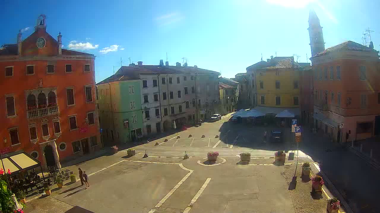 Vodnjan Dignano, Narodni Trg (People's Square) Live Cam - Vodnjan, Istria, Croatia