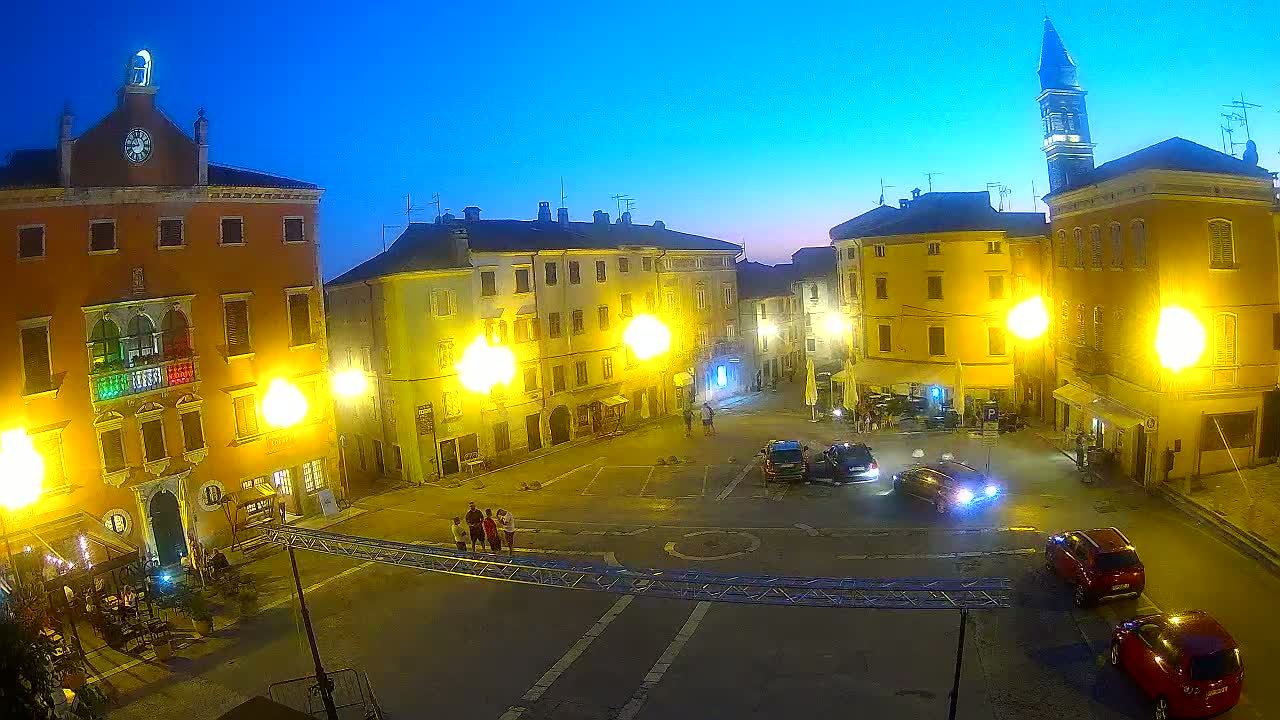Vodnjan Dignano, Narodni Trg (People's Square) Live Cam - Vodnjan, Istria, Croatia
