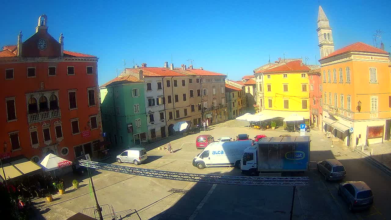 Vodnjan Dignano, Narodni Trg (People's Square) Live Cam - Vodnjan, Istria, Croatia