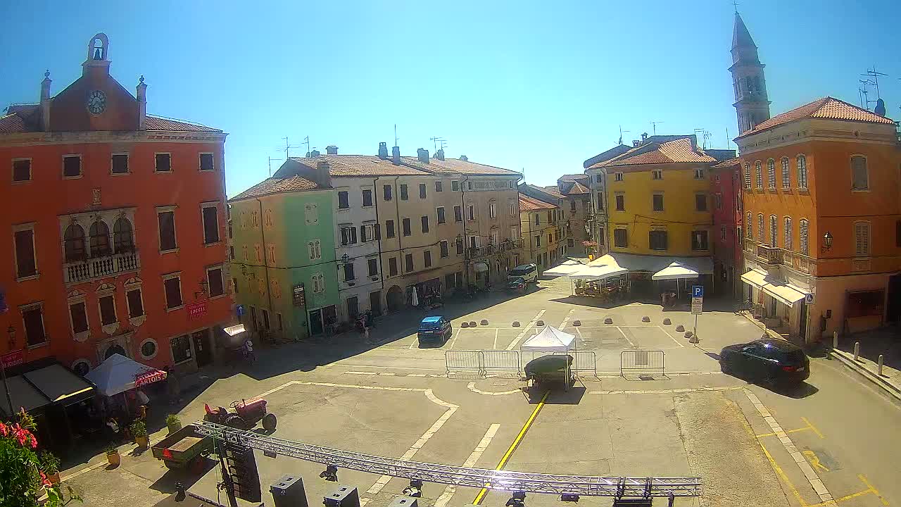 Vodnjan Dignano, Narodni Trg (People's Square) Live Cam - Vodnjan, Istria, Croatia