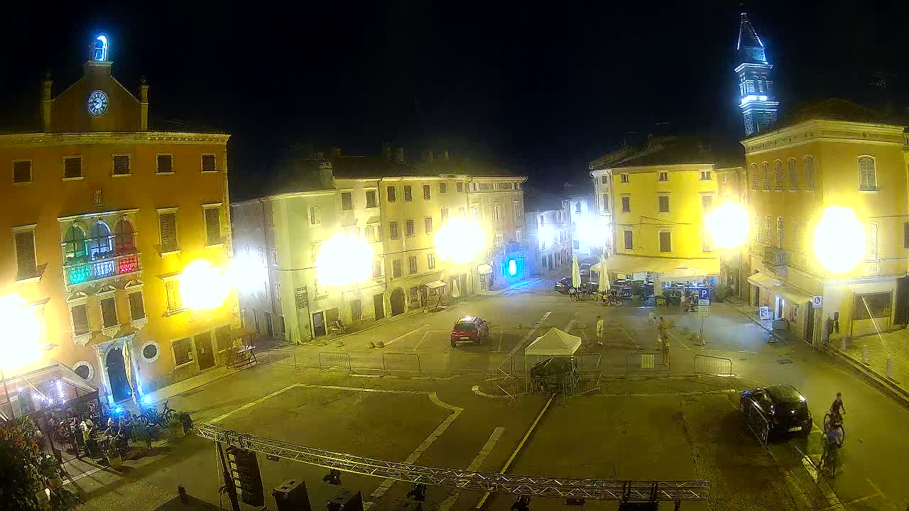 Vodnjan Dignano, Narodni Trg (People's Square) Live Cam - Vodnjan, Istria, Croatia
