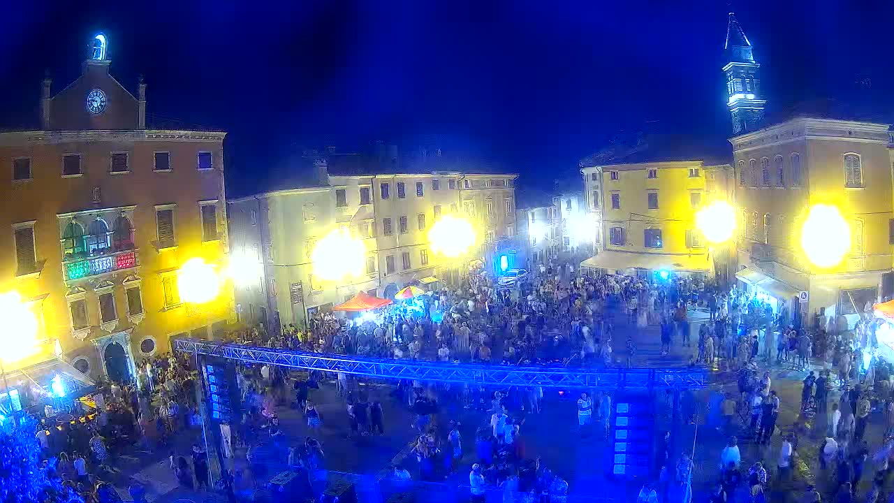 Vodnjan Dignano, Narodni Trg (People's Square) Live Cam - Vodnjan, Istria, Croatia