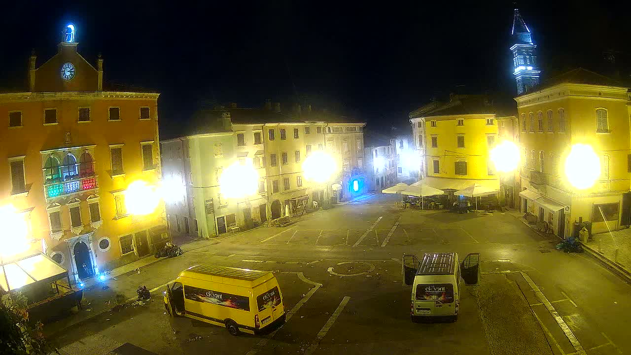 Vodnjan Dignano, Narodni Trg (People's Square) Live Cam - Vodnjan, Istria, Croatia