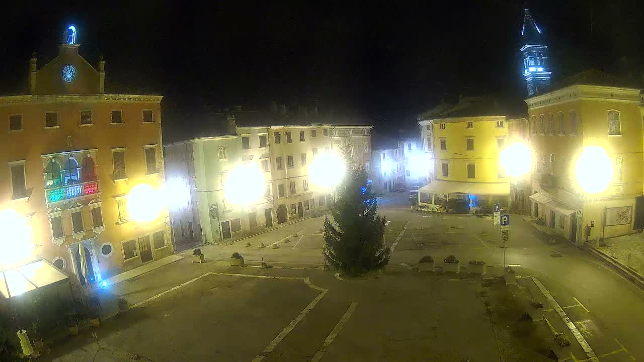 Vodnjan Dignano, Narodni Trg (People's Square) Live Cam - Vodnjan, Istria, Croatia
