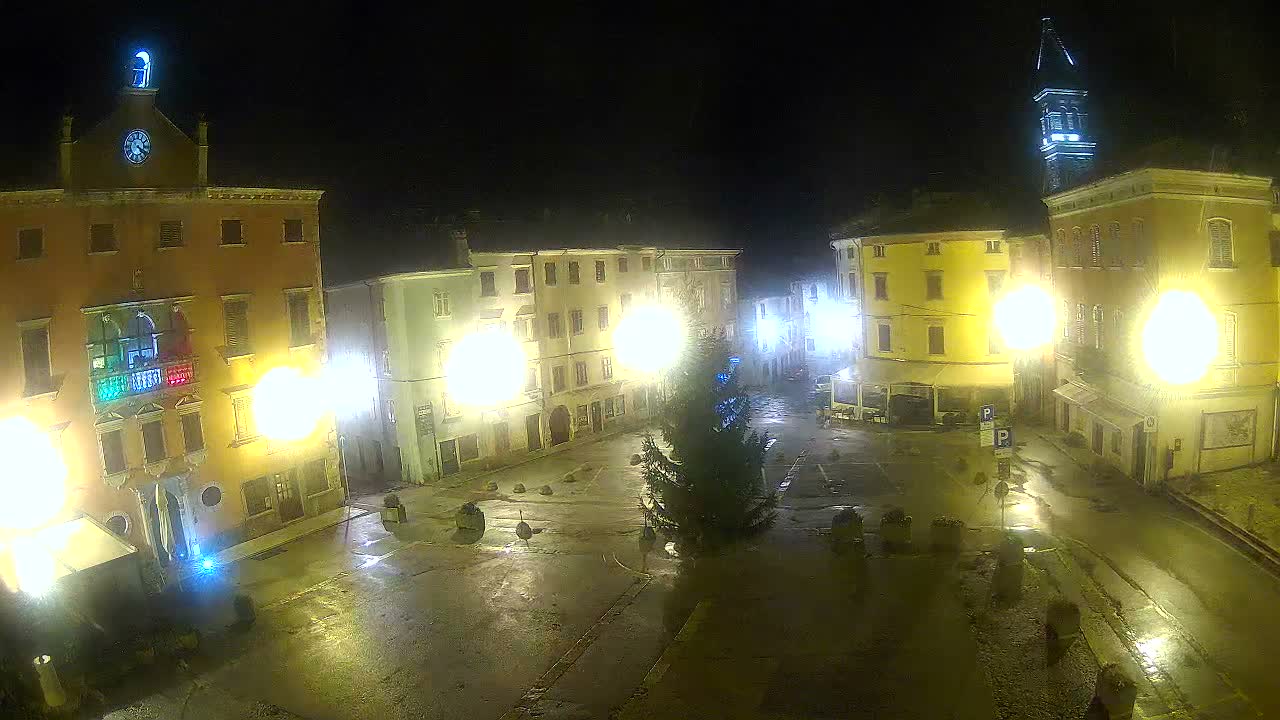Vodnjan Dignano, Narodni Trg (People's Square) Live Cam - Vodnjan, Istria, Croatia