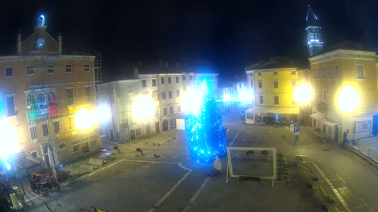 Vodnjan Dignano, Narodni Trg (People's Square) Live Cam - Vodnjan, Istria, Croatia