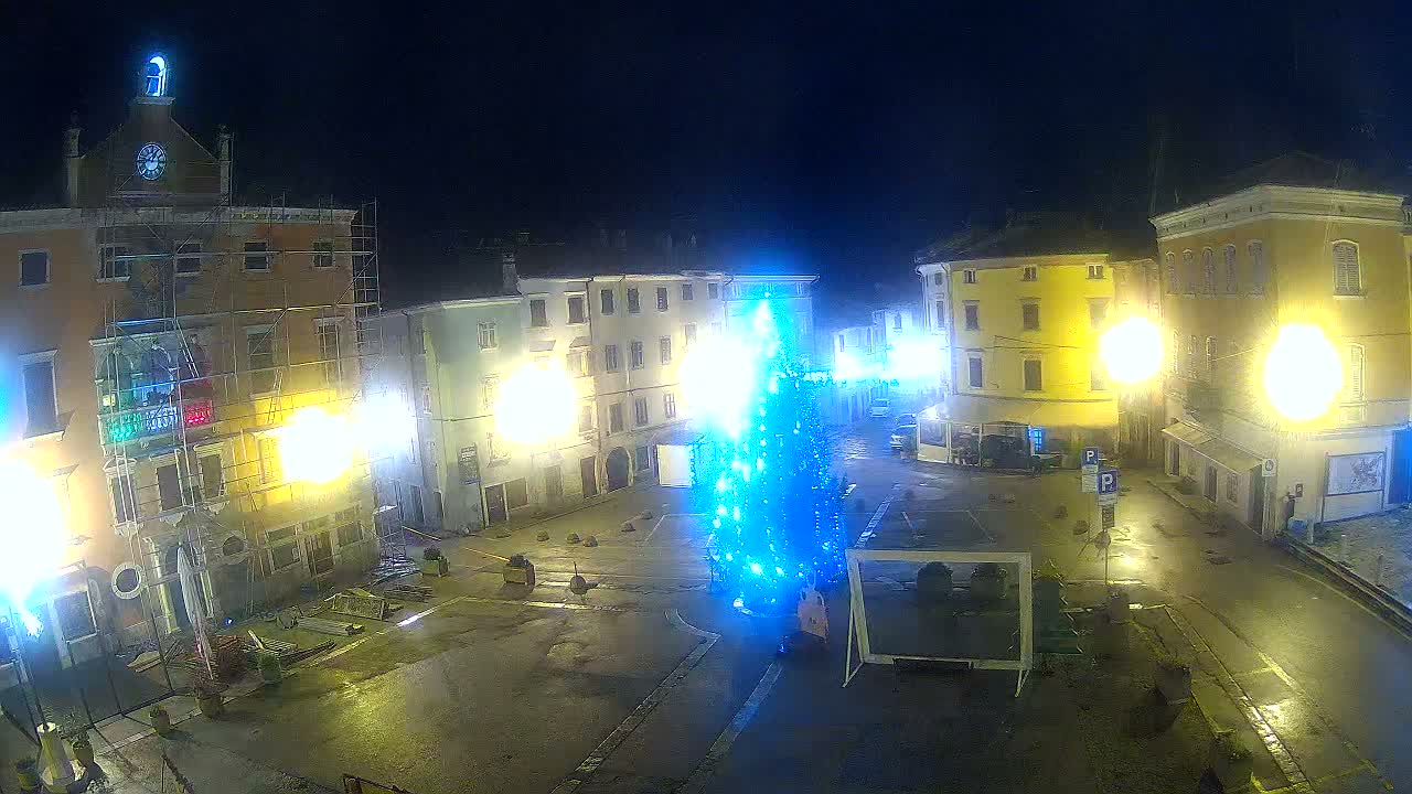 Vodnjan Dignano, Narodni Trg (People's Square) Live Cam - Vodnjan, Istria, Croatia