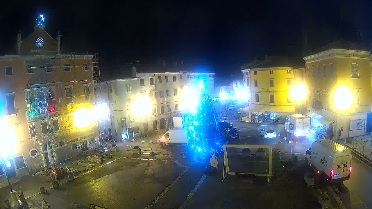 Vodnjan Dignano, Narodni Trg (People's Square) Live Cam - Vodnjan, Istria, Croatia