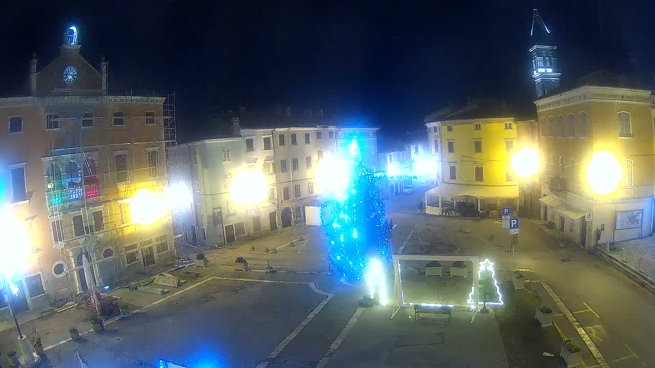 Vodnjan Dignano, Narodni Trg (People's Square) Live Cam - Vodnjan, Istria, Croatia