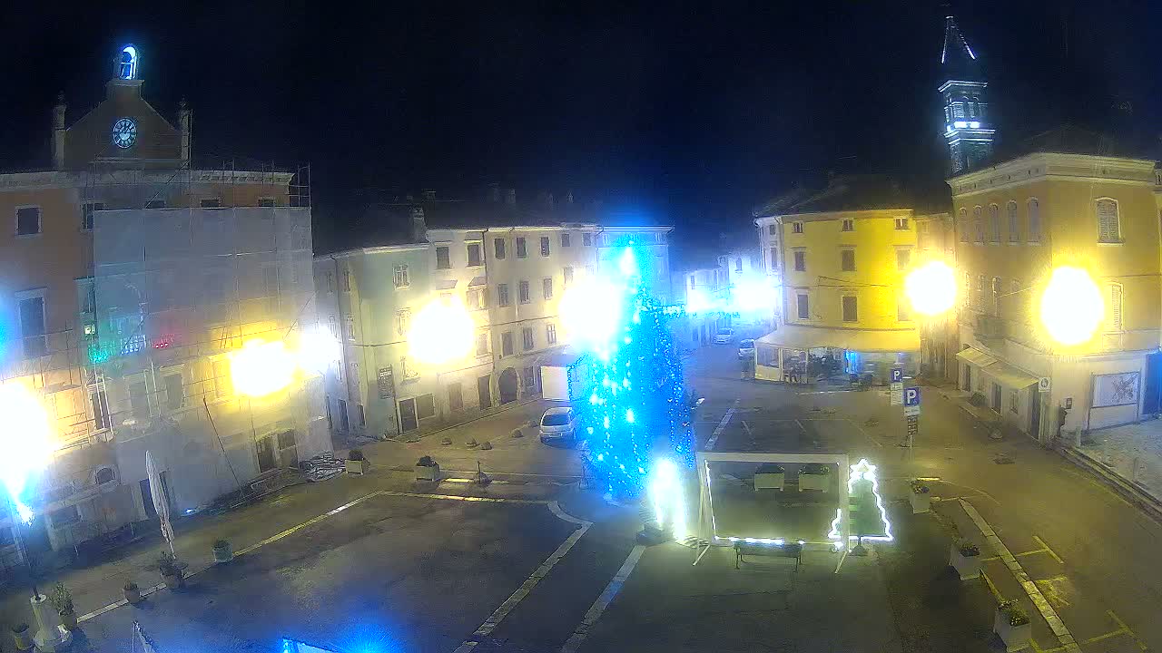 Vodnjan Dignano, Narodni Trg (People's Square) Live Cam - Vodnjan, Istria, Croatia
