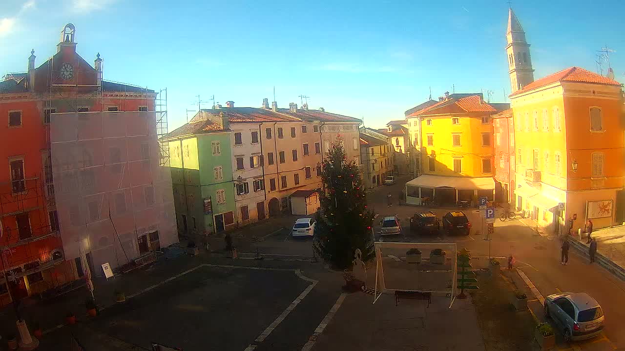 Vodnjan Dignano, Narodni Trg (People's Square) Live Cam - Vodnjan, Istria, Croatia