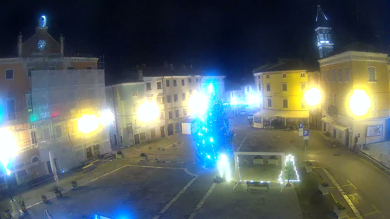 Vodnjan Dignano, Narodni Trg (People's Square) Live Cam - Vodnjan, Istria, Croatia