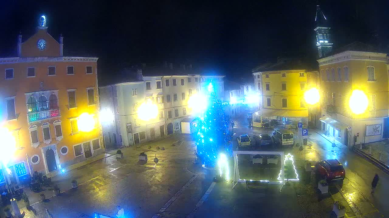 Vodnjan Dignano, Narodni Trg (People's Square) Live Cam - Vodnjan, Istria, Croatia