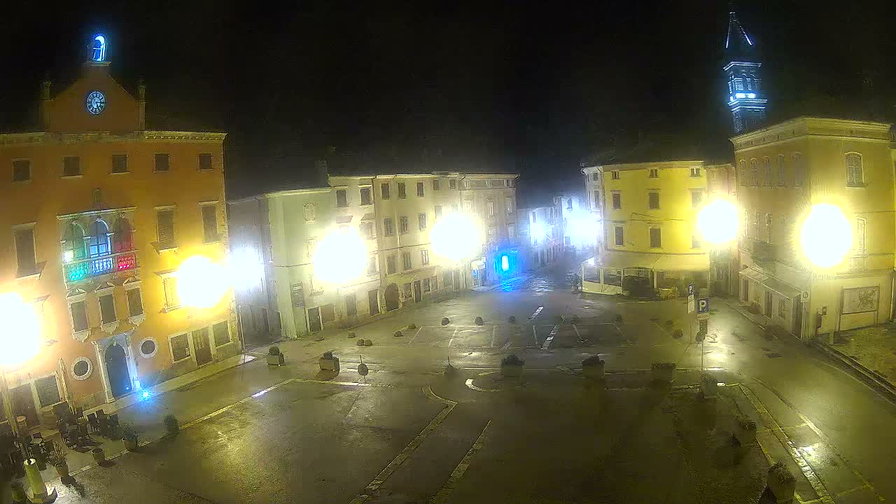 Vodnjan Dignano, Narodni Trg (People's Square) Live Cam - Vodnjan, Istria, Croatia
