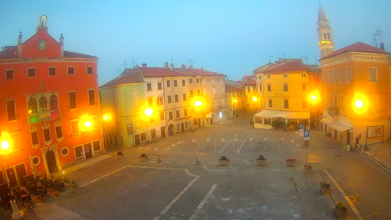 Vodnjan Dignano, Narodni Trg (People's Square) Live Cam - Vodnjan, Istria, Croatia