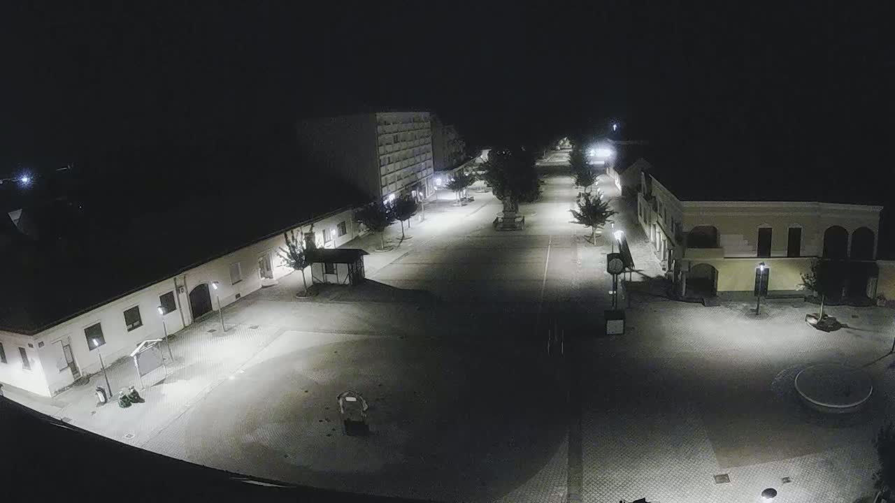 Ludbreg, Concentric Circles Center of the World, Trg Svetog Trojstva (Holy Trinity Square) Live Cam -  Ludbreg, Grad Ludbreg, Varaždin, Croatia