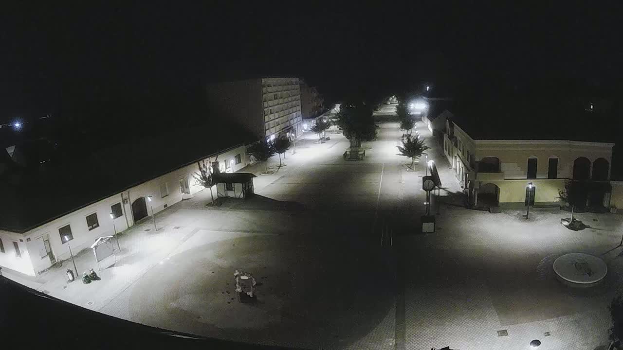 Ludbreg, Concentric Circles Center of the World, Trg Svetog Trojstva (Holy Trinity Square) Live Cam -  Ludbreg, Grad Ludbreg, Varaždin, Croatia