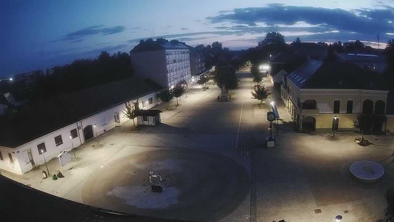 Ludbreg, Concentric Circles Center of the World, Trg Svetog Trojstva (Holy Trinity Square) Live Cam -  Ludbreg, Grad Ludbreg, Varaždin, Croatia