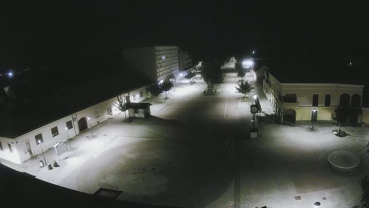 Ludbreg, Concentric Circles Center of the World, Trg Svetog Trojstva (Holy Trinity Square) Live Cam -  Ludbreg, Grad Ludbreg, Varaždin, Croatia