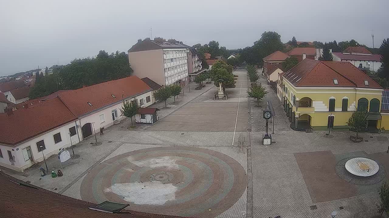 Ludbreg, Concentric Circles Center of the World, Trg Svetog Trojstva (Holy Trinity Square) Live Cam -  Ludbreg, Grad Ludbreg, Varaždin, Croatia