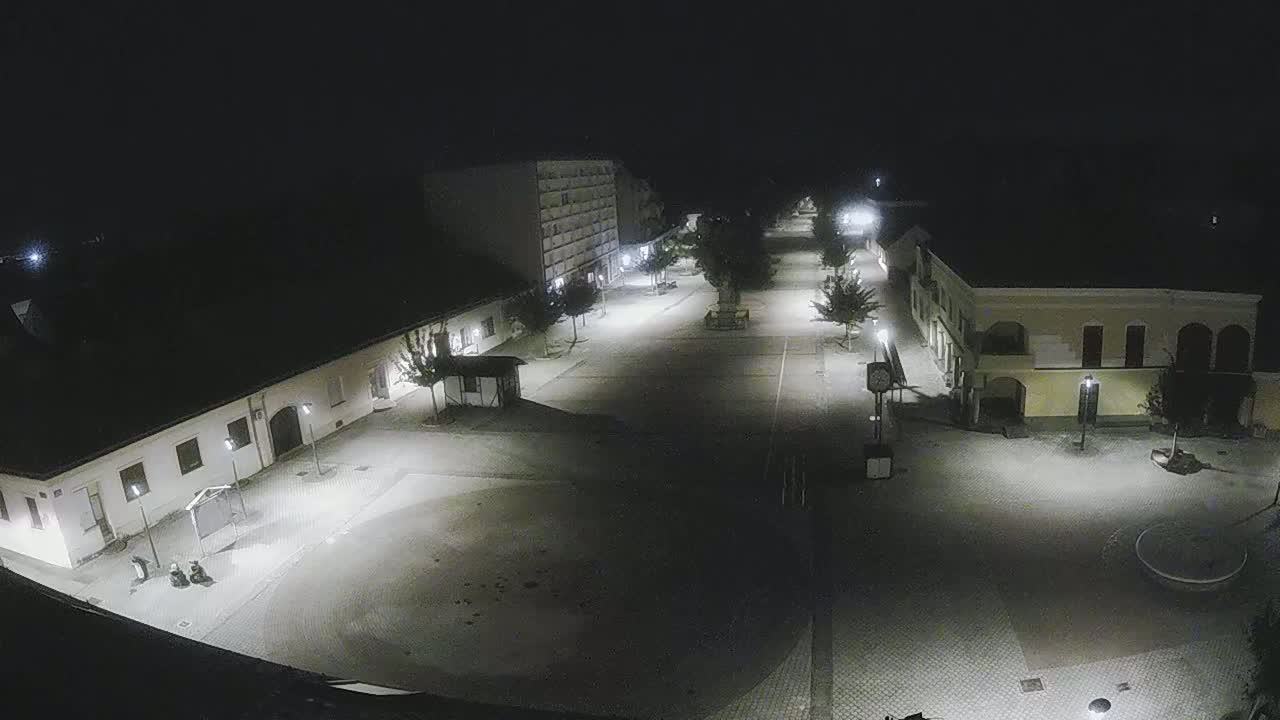 Ludbreg, Concentric Circles Center of the World, Trg Svetog Trojstva (Holy Trinity Square) Live Cam -  Ludbreg, Grad Ludbreg, Varaždin, Croatia
