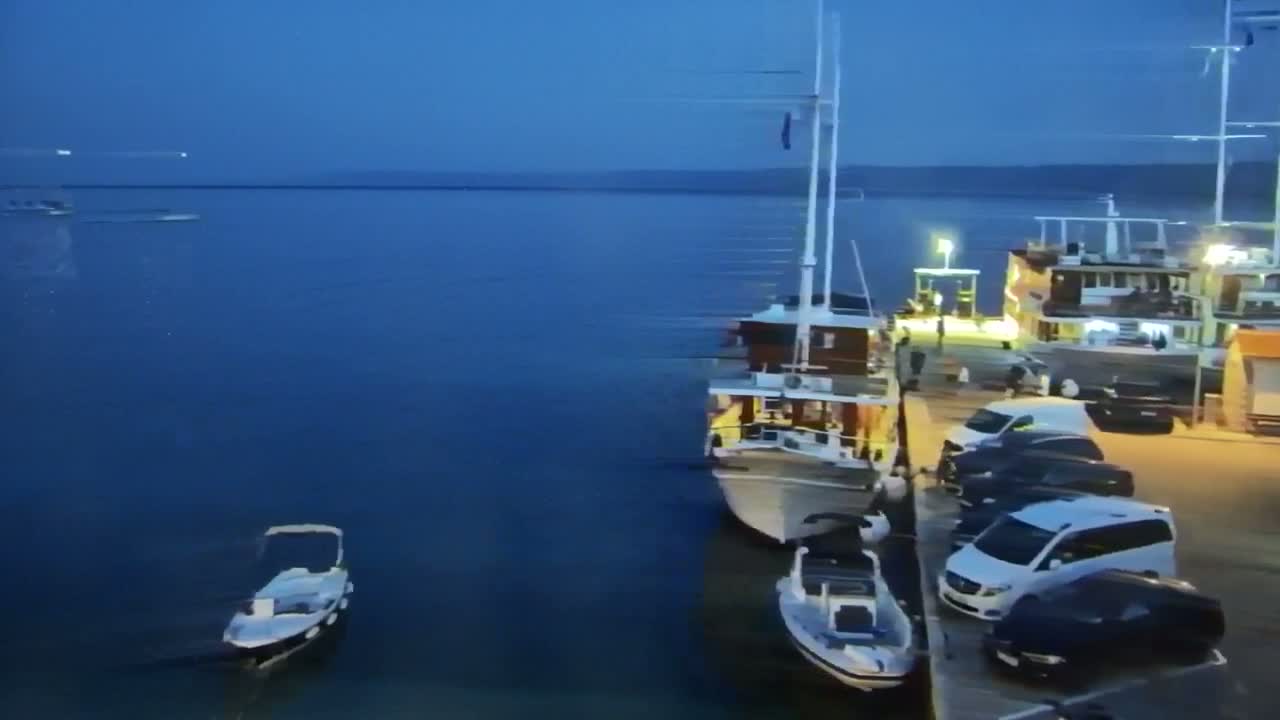 Otok  Brač Island, Bol Village & Adriatic Coast Live Cam - Bol, Brac Island, Split-Dalmatia, Croatia