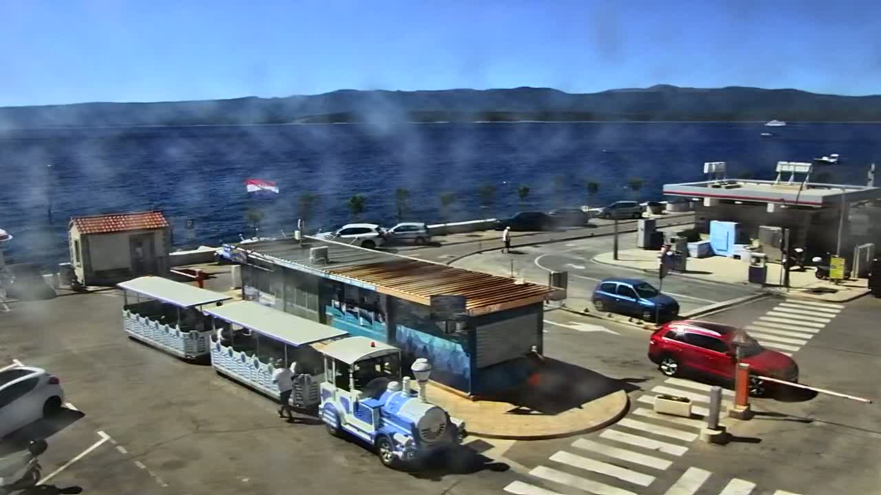 Otok  Brač Island, Bol Village & Adriatic Coast Live Cam - Bol, Brac Island, Split-Dalmatia, Croatia