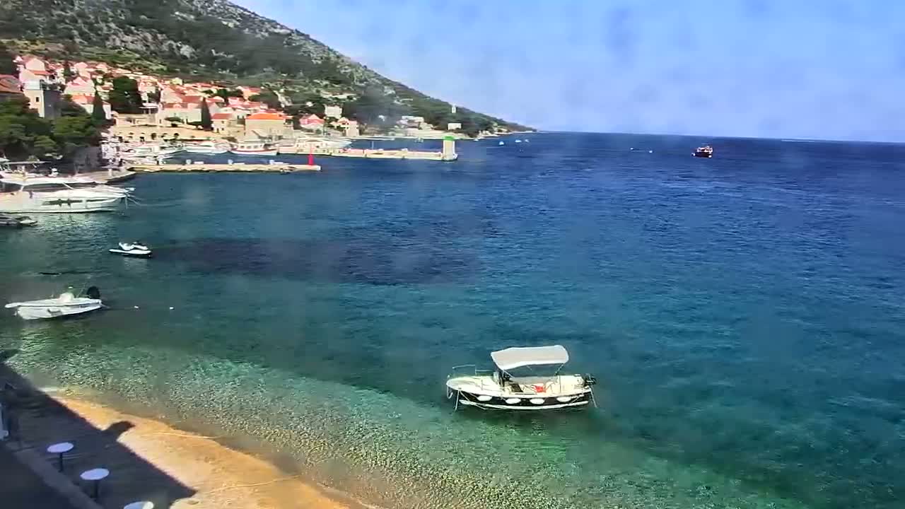 Otok  Brač Island, Bol Village & Adriatic Coast Live Cam - Bol, Brac Island, Split-Dalmatia, Croatia