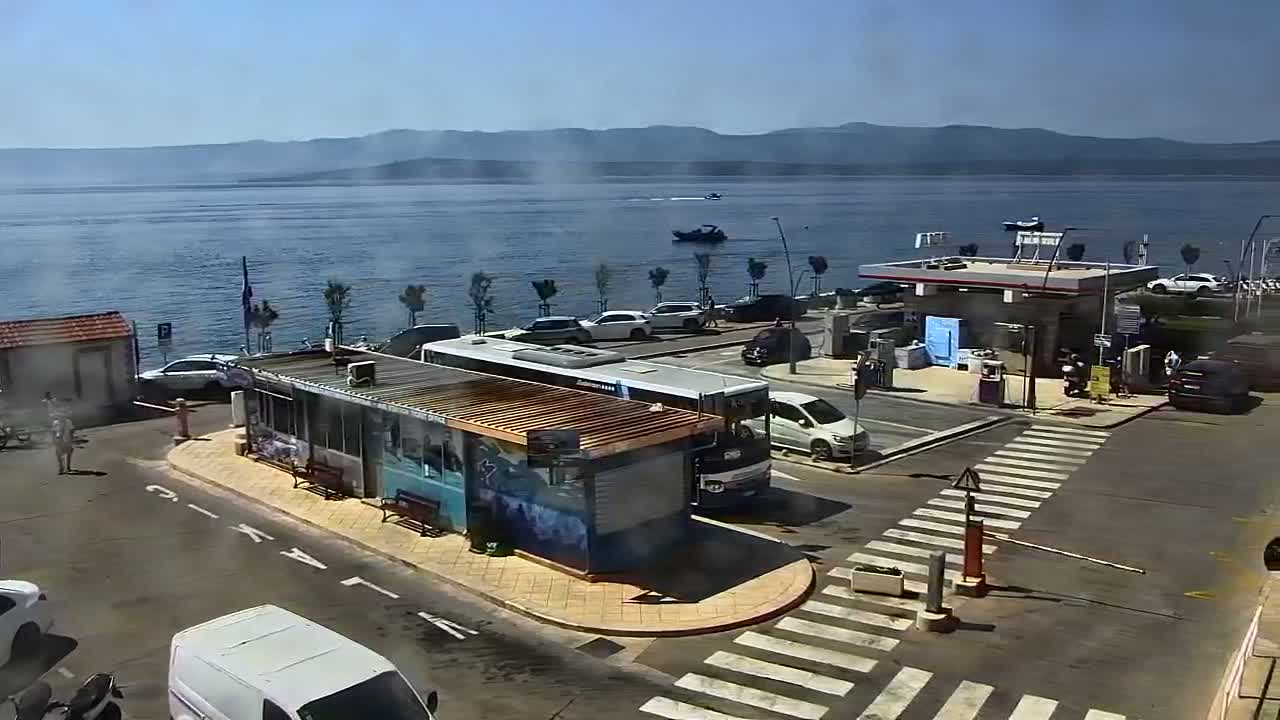 Otok  Brač Island, Bol Village & Adriatic Coast Live Cam - Bol, Brac Island, Split-Dalmatia, Croatia