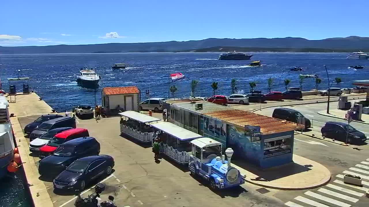 Otok  Brač Island, Bol Village & Adriatic Coast Live Cam - Bol, Brac Island, Split-Dalmatia, Croatia