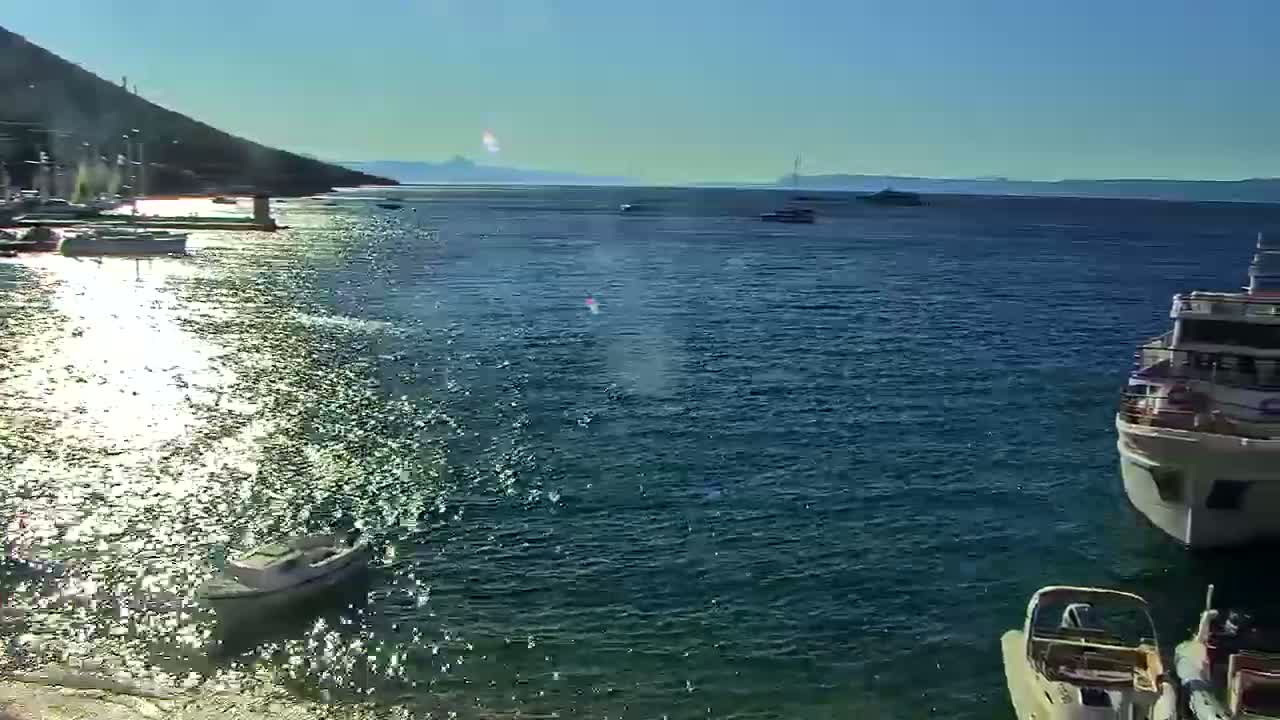 Otok  Brač Island, Bol Village & Adriatic Coast Live Cam - Bol, Brac Island, Split-Dalmatia, Croatia