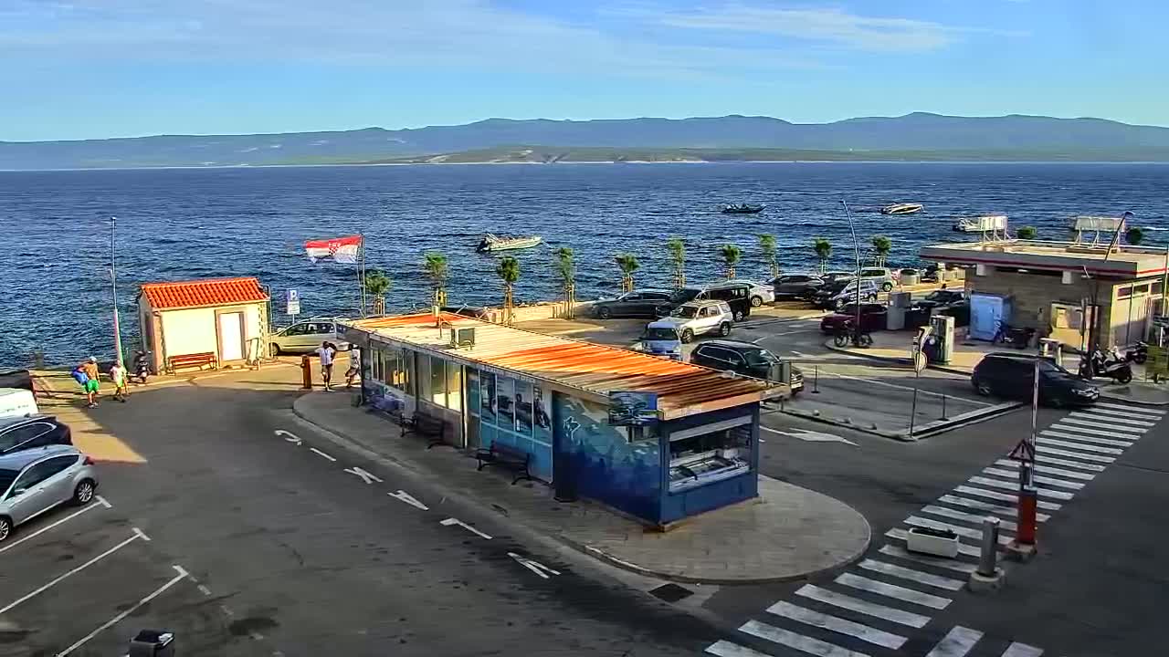 Otok  Brač Island, Bol Village & Adriatic Coast Live Cam - Bol, Brac Island, Split-Dalmatia, Croatia