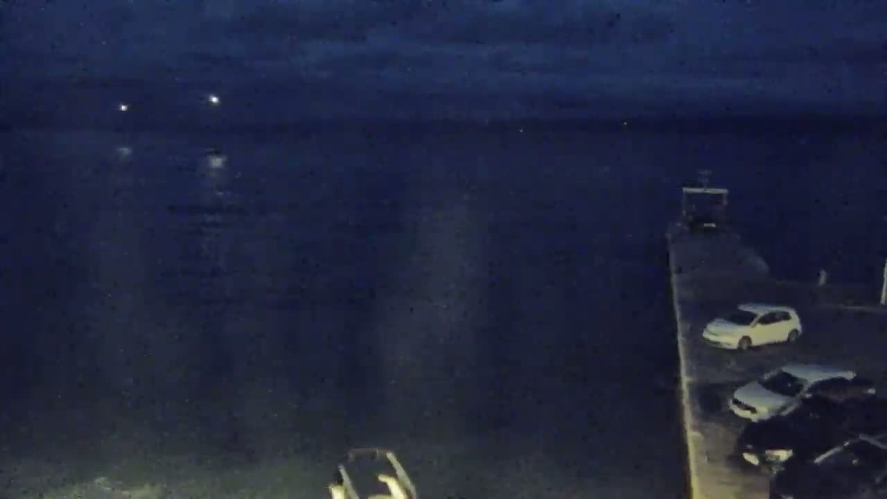 Otok  Brač Island, Bol Village & Adriatic Coast Live Cam - Bol, Brac Island, Split-Dalmatia, Croatia