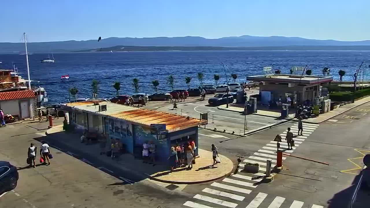 Otok  Brač Island, Bol Village & Adriatic Coast Live Cam - Bol, Brac Island, Split-Dalmatia, Croatia