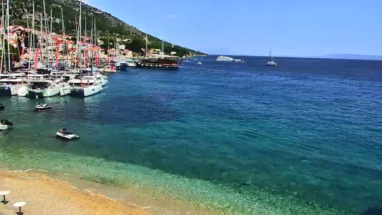 Otok  Brač Island, Bol Village & Adriatic Coast Live Cam - Bol, Brac Island, Split-Dalmatia, Croatia