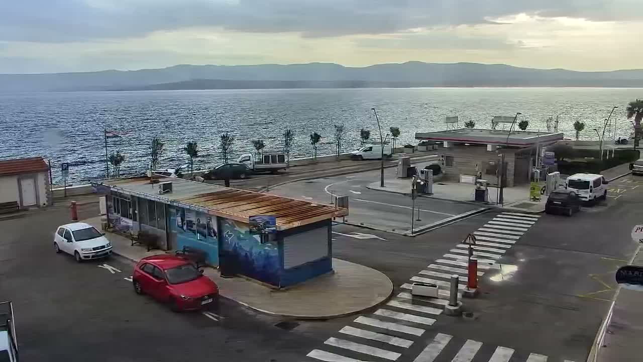 Otok  Brač Island, Bol Village & Adriatic Coast Live Cam - Bol, Brac Island, Split-Dalmatia, Croatia